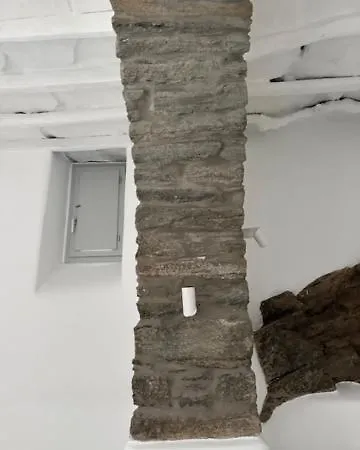 Kariki Triantaros Tinos Apartman