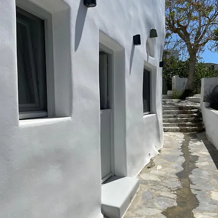 Kariki Triantaros Tinos * Triandárosz