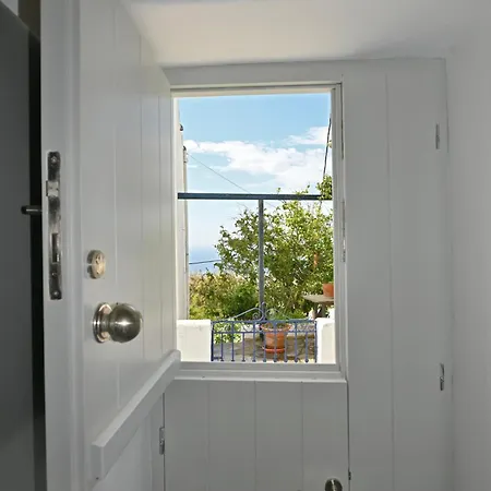 Apartman Kariki Triantaros Tinos Triandárosz