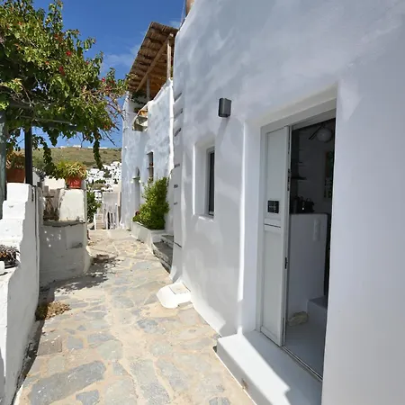 Kariki Triantaros Tinos Appartement *