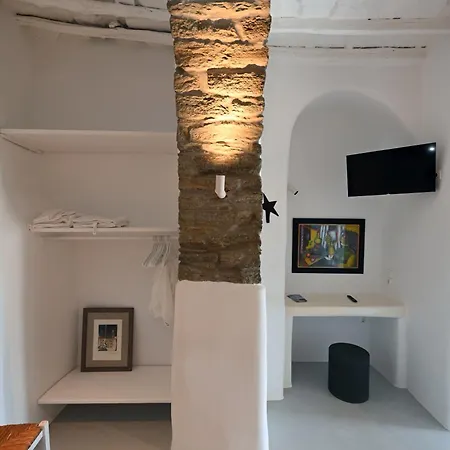 Kariki Triantaros Tinos Τριαντάρος