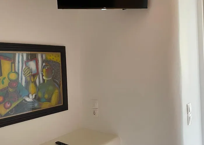 Kariki Triantaros Tinos * Triandáros