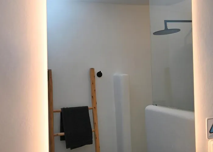 Kariki Triantaros Tinos * Triandáros